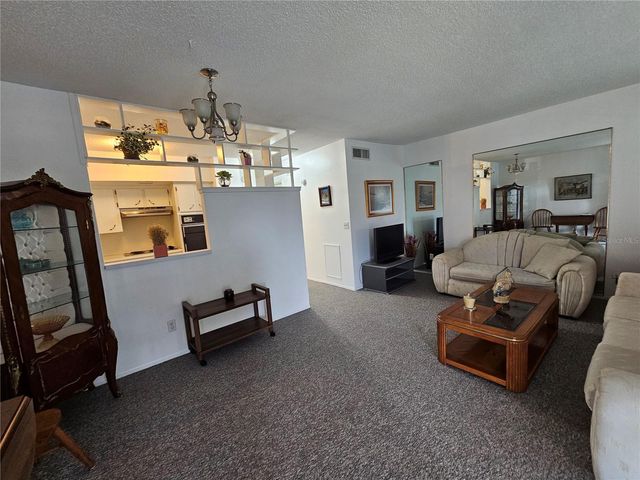 2331 FINLANDIA LANE 37, Clearwater, FL 33763