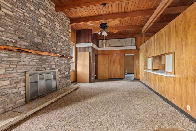 604 N Cherry St, Fredericksburg, TX 78624