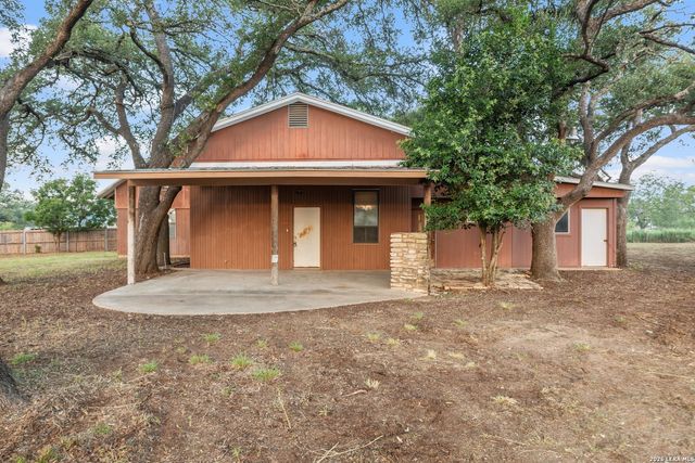 604 N Cherry St, Fredericksburg, TX 78624