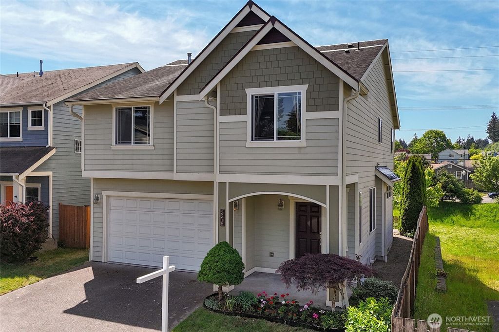 3215 Garnet Street SE, Olympia, WA 98501