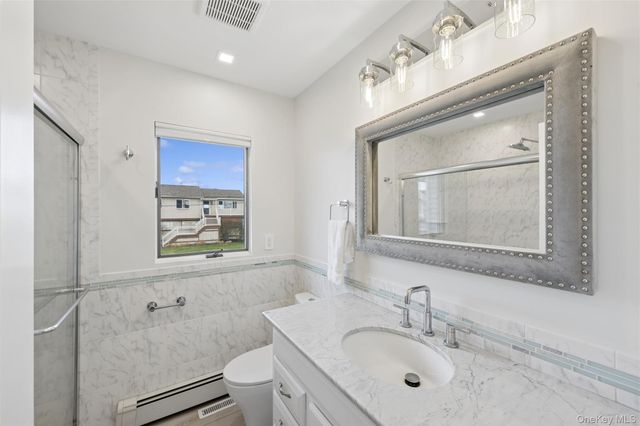 34 Shinnecock Road, East Quogue, NY 11942