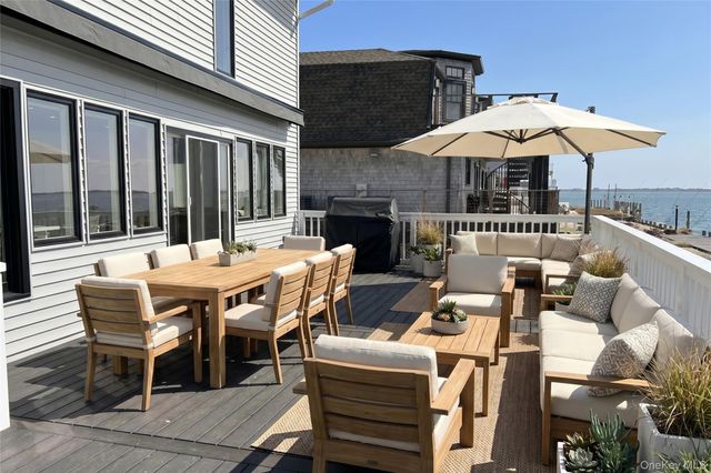 34 Shinnecock Road, East Quogue, NY 11942