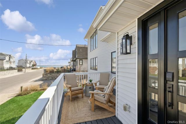 34 Shinnecock Road, East Quogue, NY 11942