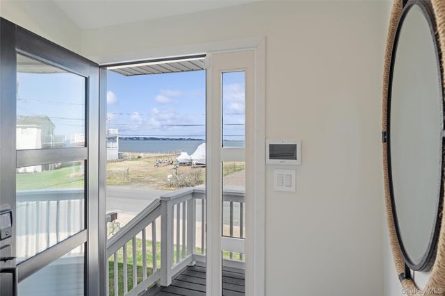 34 Shinnecock Road, East Quogue, NY 11942