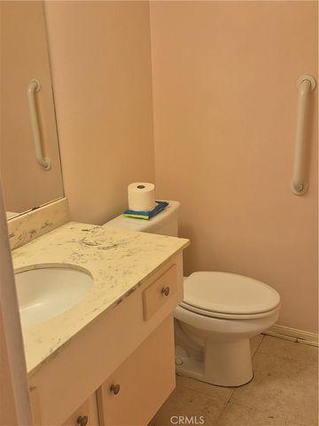 3500 W Manchester 230, Inglewood, CA 90305