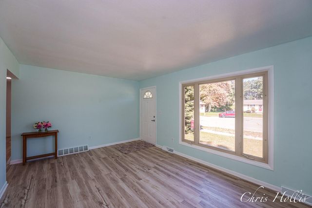 960 Walcott Street Sw, City Of Wyoming, MI 49509