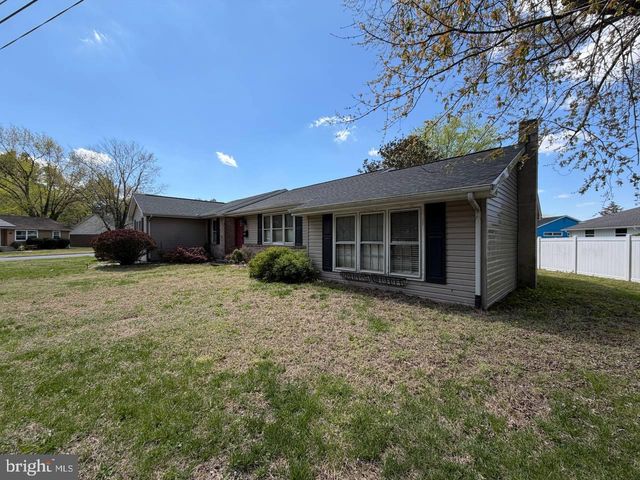 301 WAGAMON AVE, Georgetown, DE 19947
