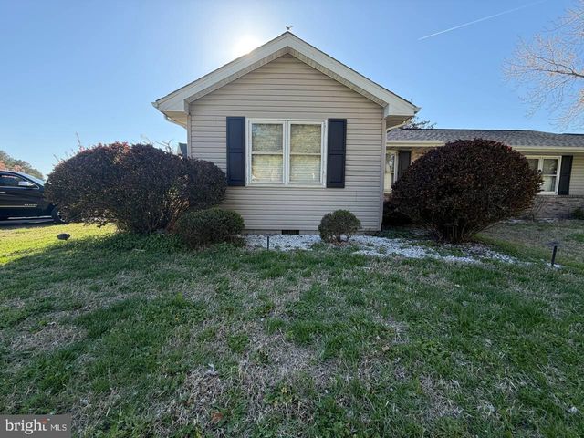 301 WAGAMON AVE, Georgetown, DE 19947