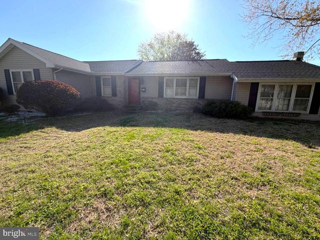 301 WAGAMON AVE, Georgetown, DE 19947