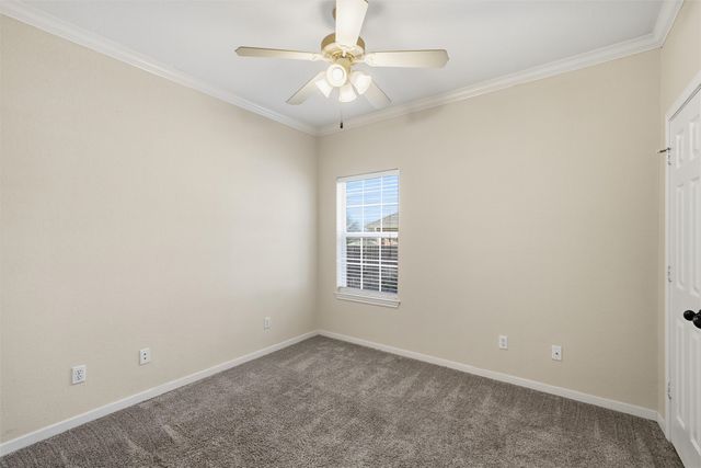 217 Keswick Drive, Hewitt, TX 76643