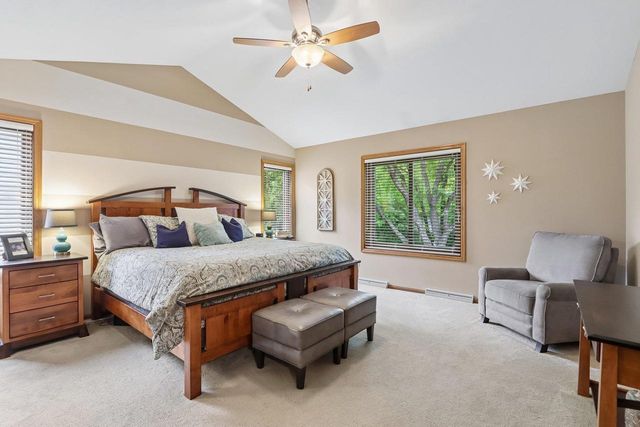 1917 Winchester Way, Waunakee, WI 53597
