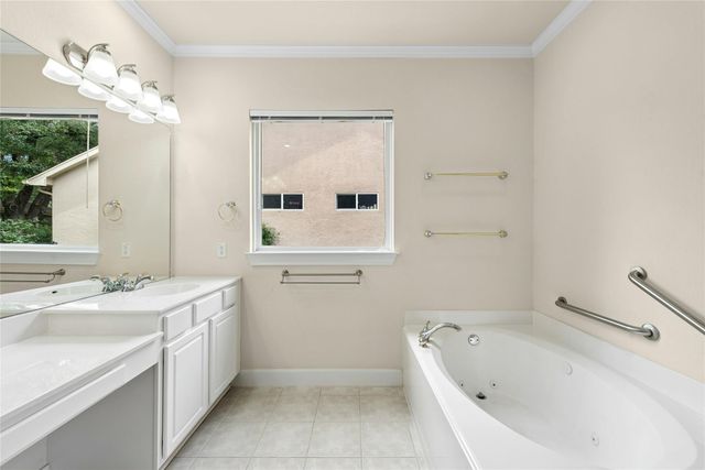 107 San Antonio RD, Georgetown, TX 78633