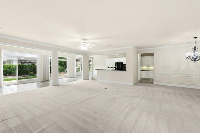 107 San Antonio RD, Georgetown, TX 78633