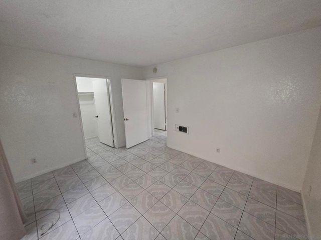 4056 Van Dyke Ave 2, San Diego, CA 92105