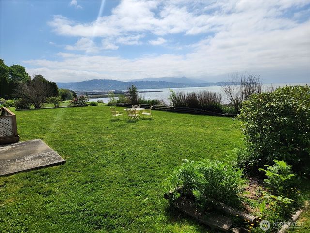 639 Marine Drive, Bellingham, WA 98225