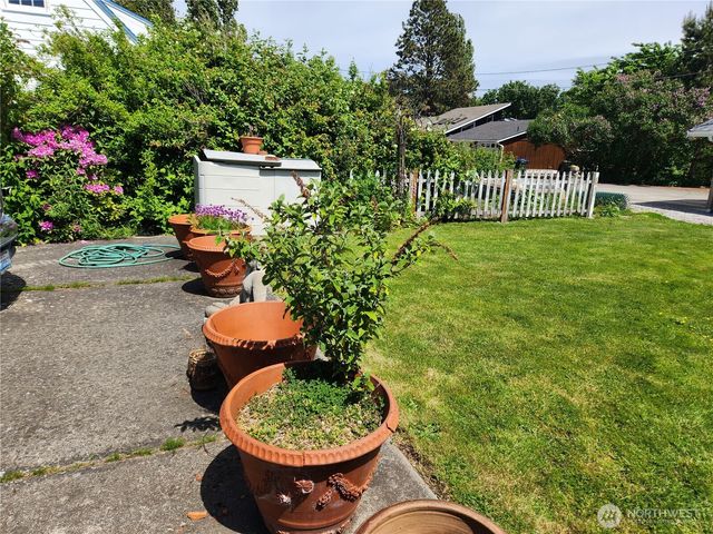 639 Marine Drive, Bellingham, WA 98225