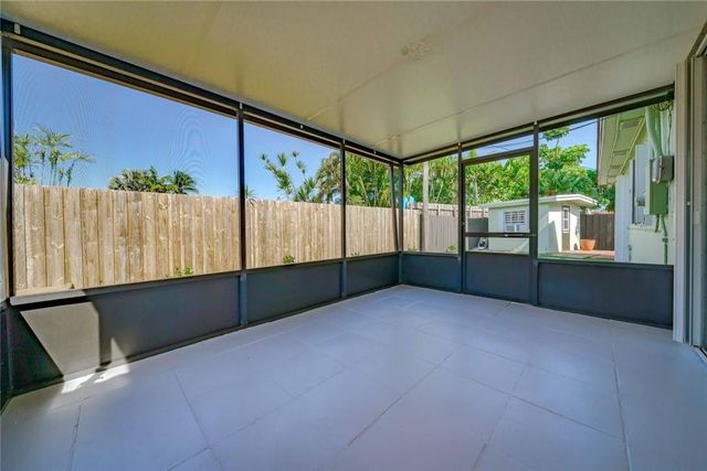 1917 NE 16th Terrace, Fort Lauderdale, FL 33305