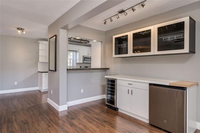 1917 NE 16th Terrace, Fort Lauderdale, FL 33305
