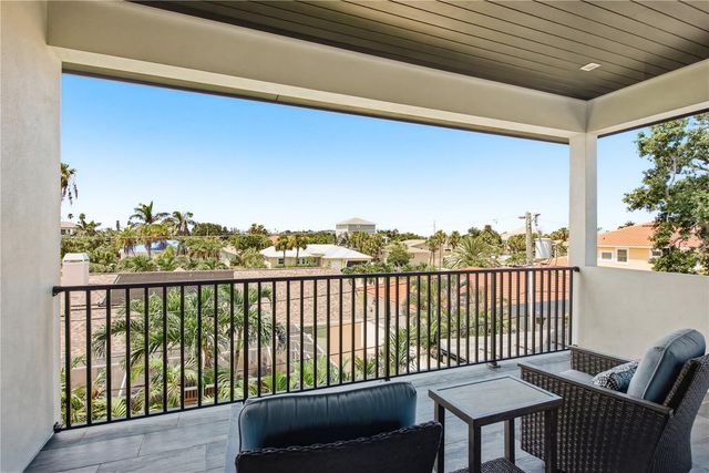 104 17TH STREET, Belleair Beach, FL 33786
