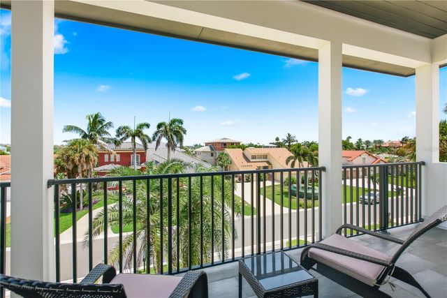 104 17TH STREET, Belleair Beach, FL 33786