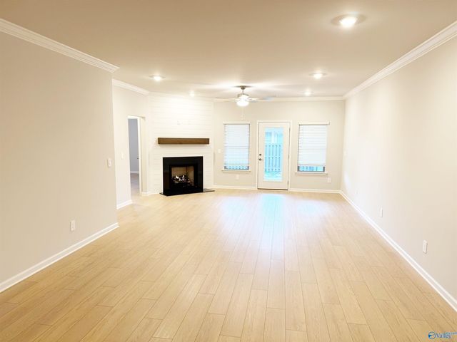 6057 Gardner Maples Drive, Owens Cross Roads, AL 35763