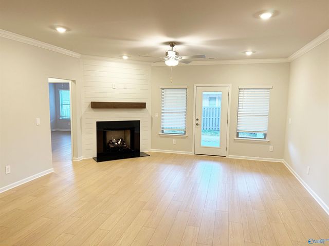 6057 Gardner Maples Drive, Owens Cross Roads, AL 35763