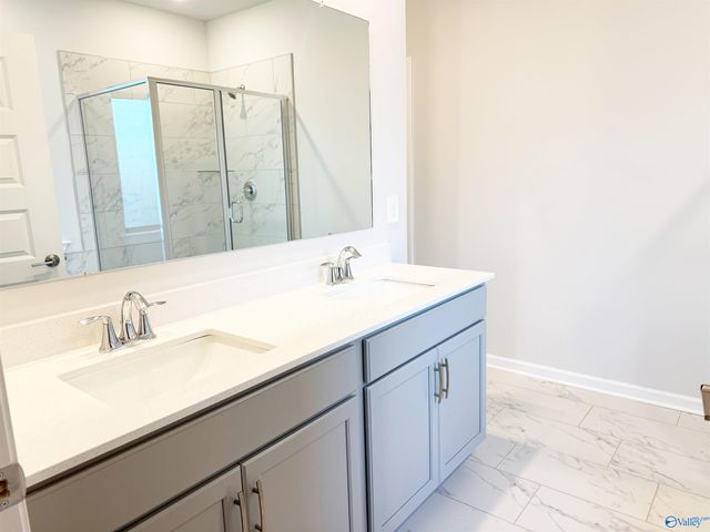 6057 Gardner Maples Drive, Owens Cross Roads, AL 35763