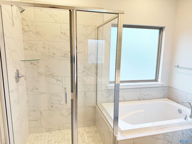 6057 Gardner Maples Drive, Owens Cross Roads, AL 35763