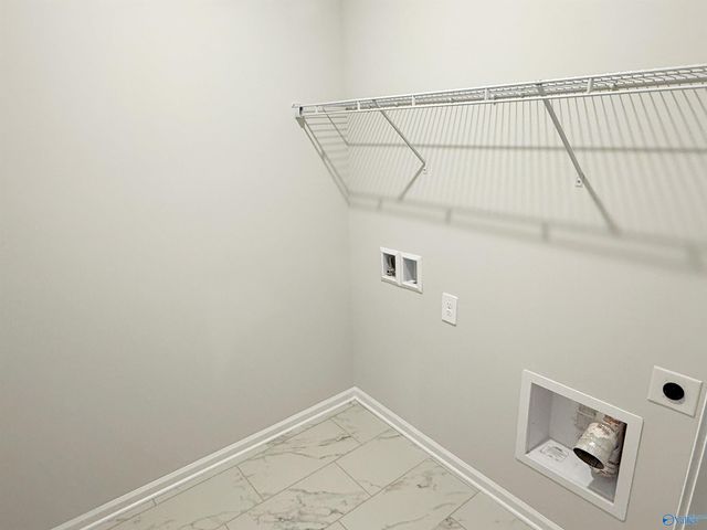 6057 Gardner Maples Drive, Owens Cross Roads, AL 35763