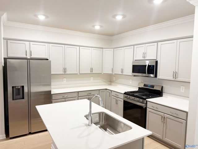 6057 Gardner Maples Drive, Owens Cross Roads, AL 35763