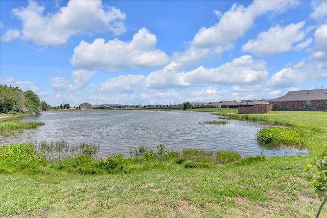 1152 Crestview Drive, Hutchins, TX 75141