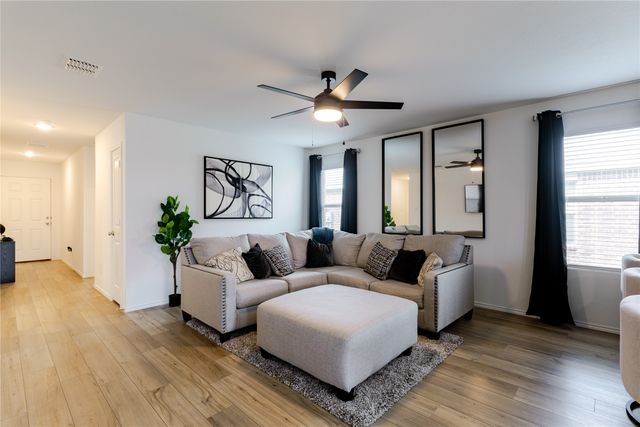 1152 Crestview Drive, Hutchins, TX 75141