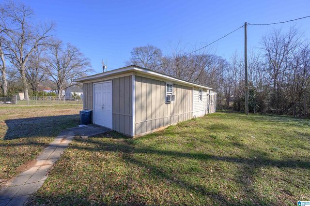 130 KENTWOOD AVENUE, Hueytown, AL 35023