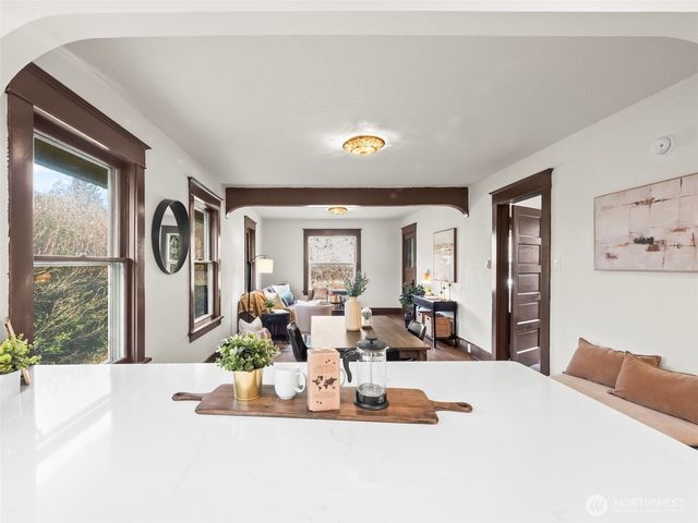 504 Dupont Avenue, Dupont, WA 98327