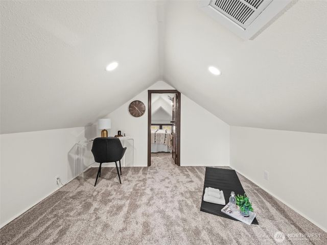 504 Dupont Avenue, Dupont, WA 98327