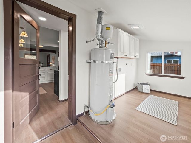 504 Dupont Avenue, Dupont, WA 98327