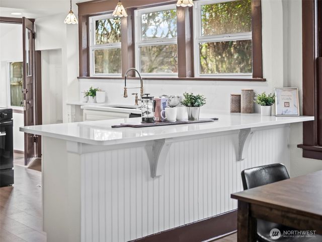 504 Dupont Avenue, Dupont, WA 98327