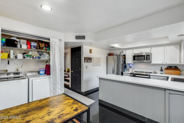 5350 N CENTRAL Avenue 30, Phoenix, AZ 85012