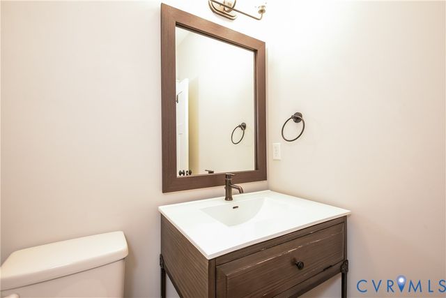 3901 Graythorne Dr, Midlothian, VA 23112