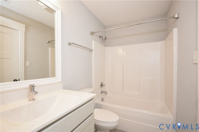 3901 Graythorne Dr, Midlothian, VA 23112