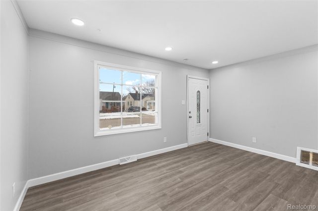 1685 Merrill Avenue, Lincoln Park, MI 48146