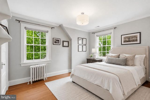 3024 45TH ST NW, Washington, DC 20016