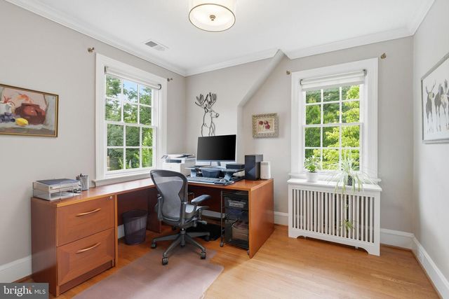 3024 45TH ST NW, Washington, DC 20016