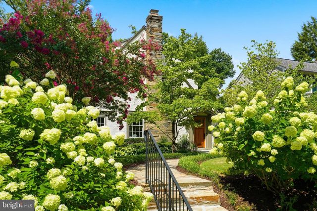 3024 45TH ST NW, Washington, DC 20016