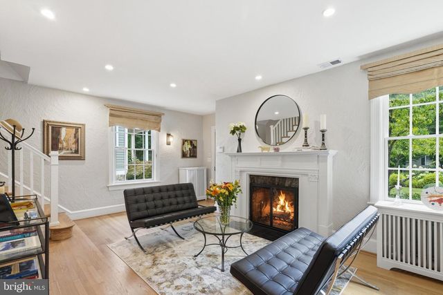 3024 45TH ST NW, Washington, DC 20016