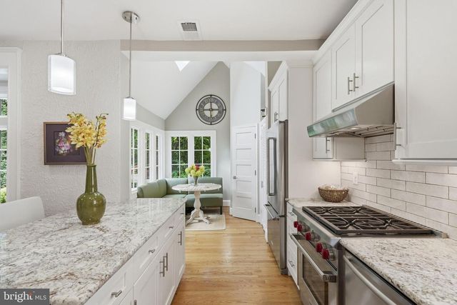 3024 45TH ST NW, Washington, DC 20016