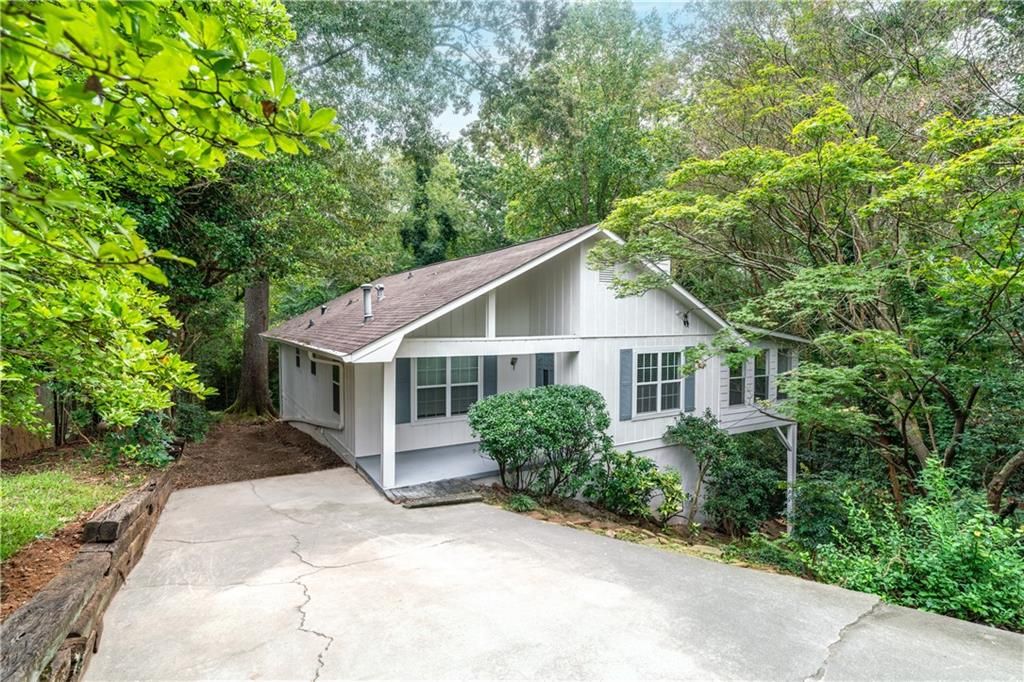 819 Gardenia Lane, Decatur, GA 30033