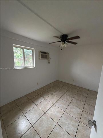 1124 NW 2nd St 2, Fort Lauderdale, FL 33311