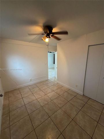 1124 NW 2nd St 2, Fort Lauderdale, FL 33311