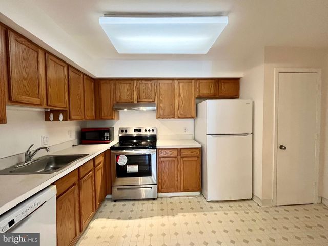 2217 SAYRE DR, Princeton, NJ 08540
